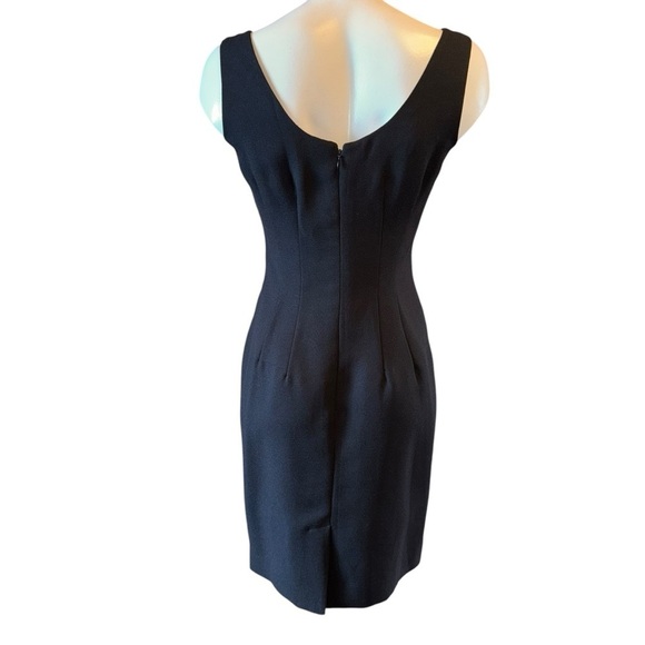 Karin Stevens Women’s Little Black Dress SZ 6 Fitted Scoop Neck Sexy Cocktail - Picture 3 of 5